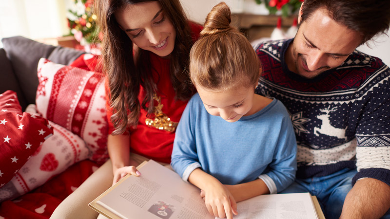 reading-interesting-stories-at-christmas